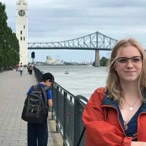 Meet your Posher, Alexi